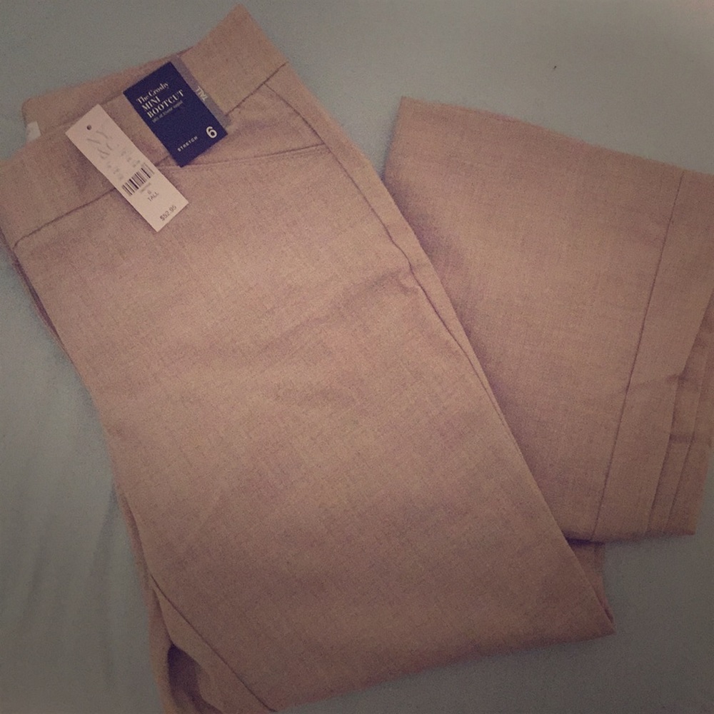 NY & Co NEVER BEEN WORN Khaki Dress Pants